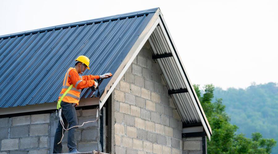 Expert Emergency Roof Repairs services in Park Rapids, MN